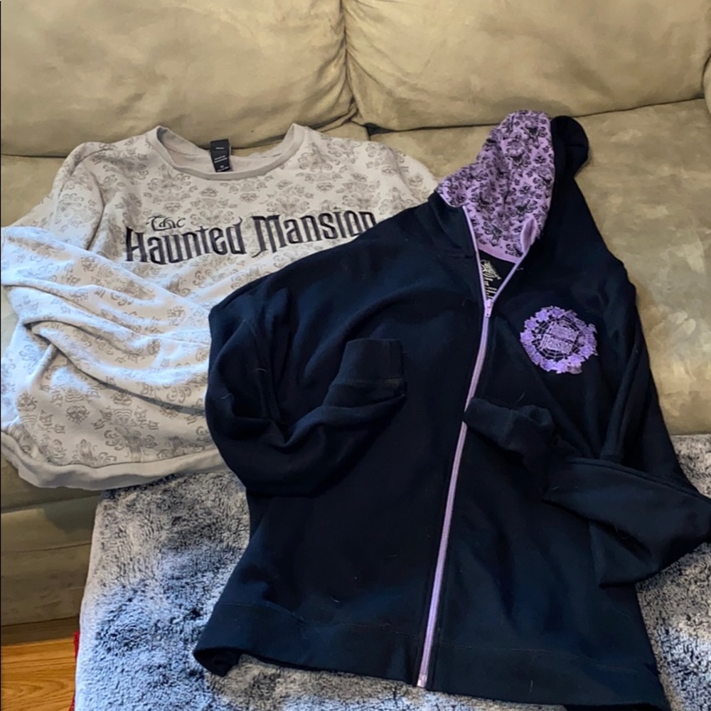 2 Disney Haunted Mansion Sweatshirt / hoodie XL